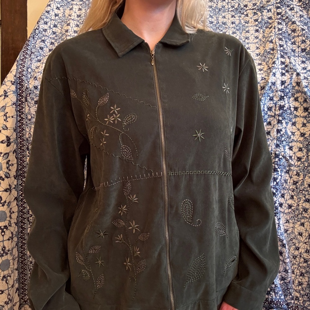 Vintage Embroidered Green Zip-Front Suede Jacket